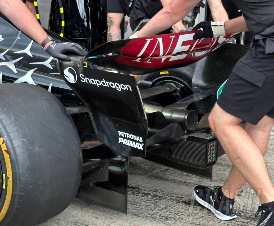 Revised beam wing for Mercedes spotted in F1 Austrian GP pitlane F1